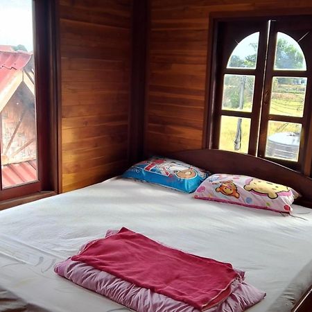 Tibet Restaurant And Hostel Nakasong Exterior photo